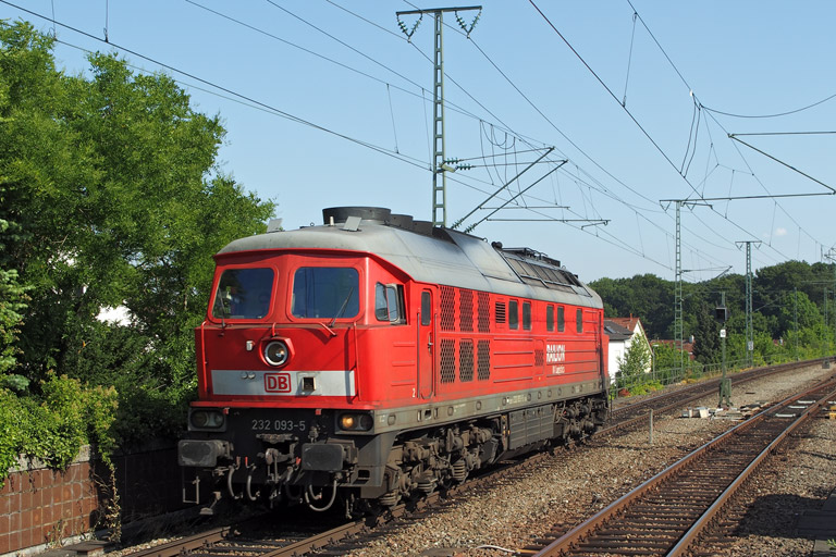 232 093 als T 67040 bei km 16,8 (Juli 2015)