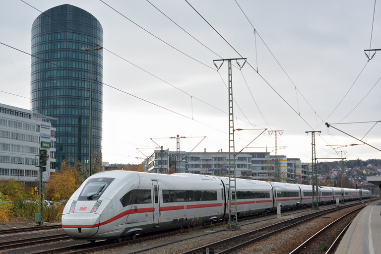 Baureihe 412 (Tz 9002) als LPFT-A 92515 bei km 15,6 (November 2015)