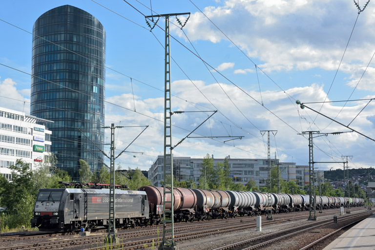 ES 64 F4-282 bei km 15,6 (Juli 2015)