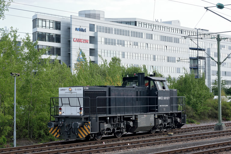 MRCE 500 1571 bei km 15,6 (Juli 2015)