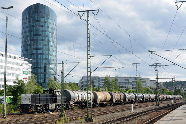 MRCE 500 1571 mit GC 98807 bei km 15,6 (Juli 2015)