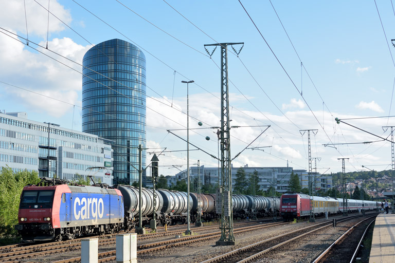 482 004 bei km 15,6 (Juni 2015)