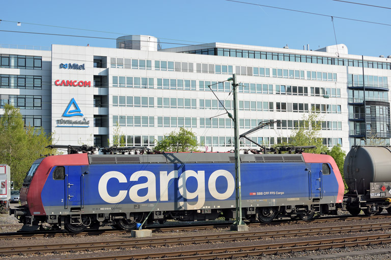 482 018 bei km 15,6 (April 2015)