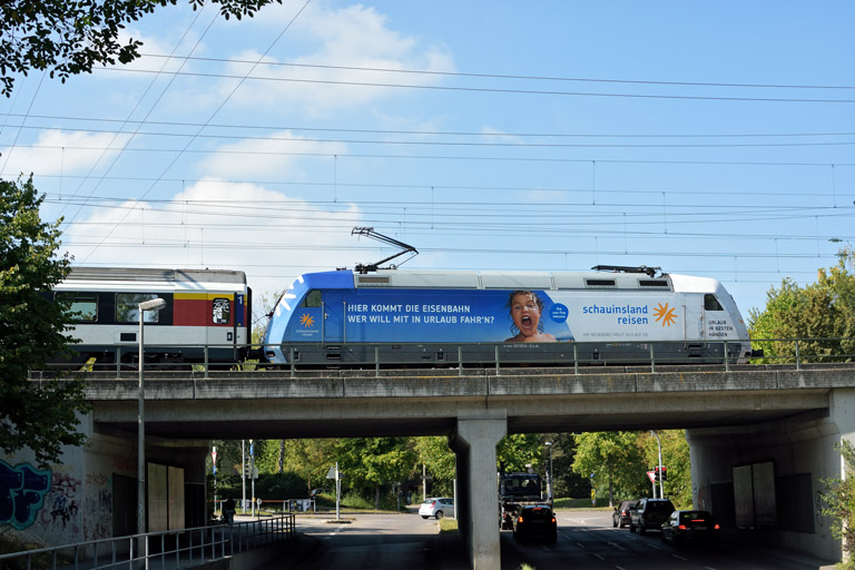 101 055 mit IC 280 bei km 16,4 (September 2016)