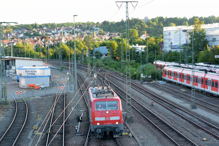 111 046 bei km 16,0 (Juni 2016)