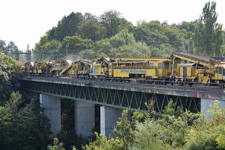 185 600 mit DGV 92247 bei km 14,6 (August 2016)