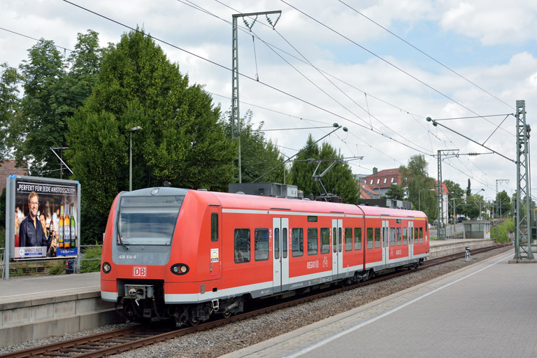 426 514 als RE 19587 bei km 15,6 (Juli 2016)