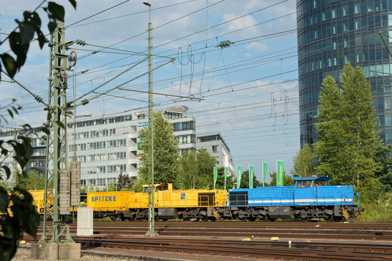 275 843 und 275 846 bei km 15,8 (Juli 2016)