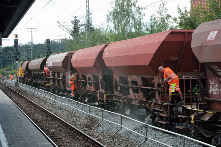 Schotterwagenzug bei km 16,8 (August 2016)