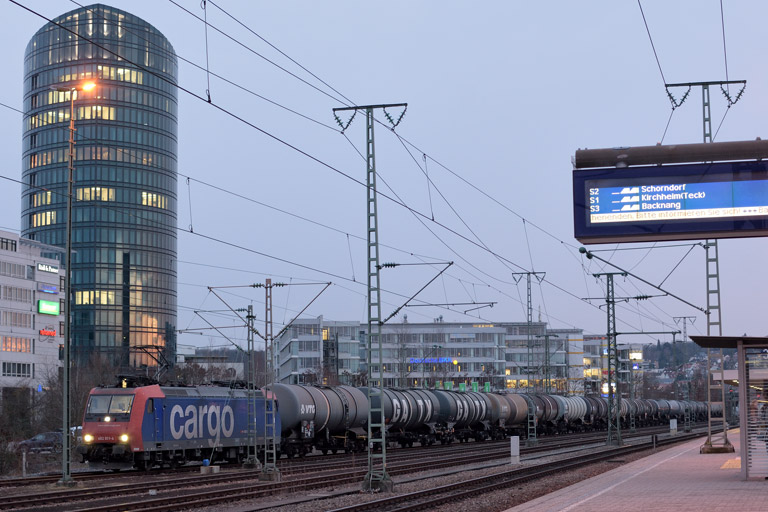 482 011 bei km 15,6 (Februar 2016)