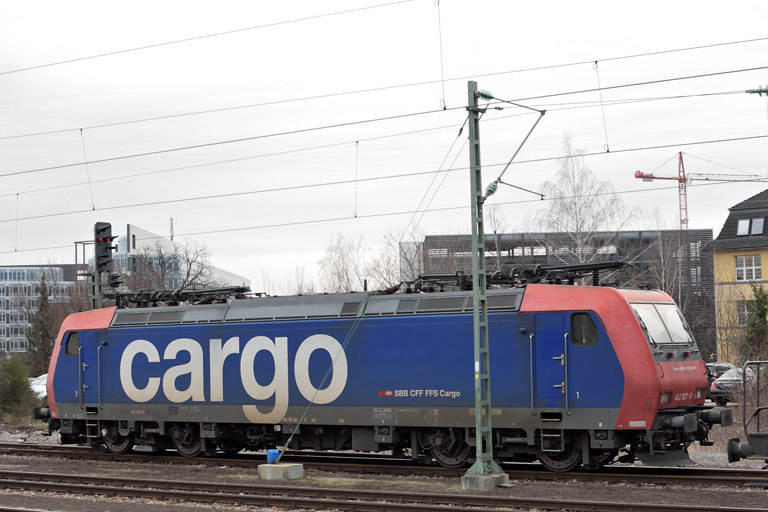 482 027 bei km 15,6 (Januar 2016)