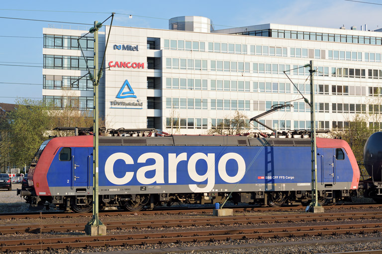 482 002 bei km 15,6 (April 2016)