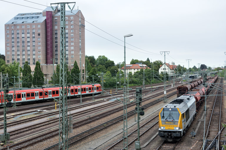 V500.17 (Voith Maxima 40CC) bei km 15,8 (August 2016)