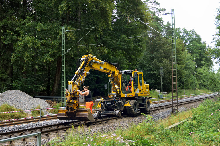 Zweiwegefahrzeug bei km 18,8 (August 2016)