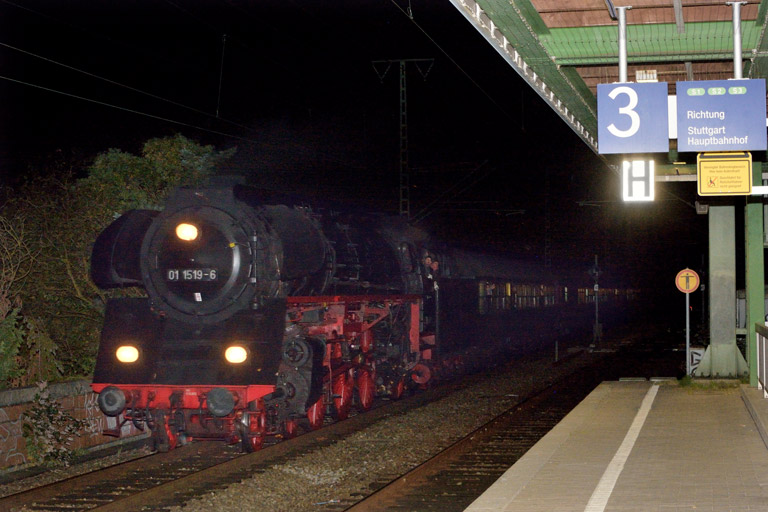 01 519 mit DPE 24179 bei km 16,8 (Oktober 2017)