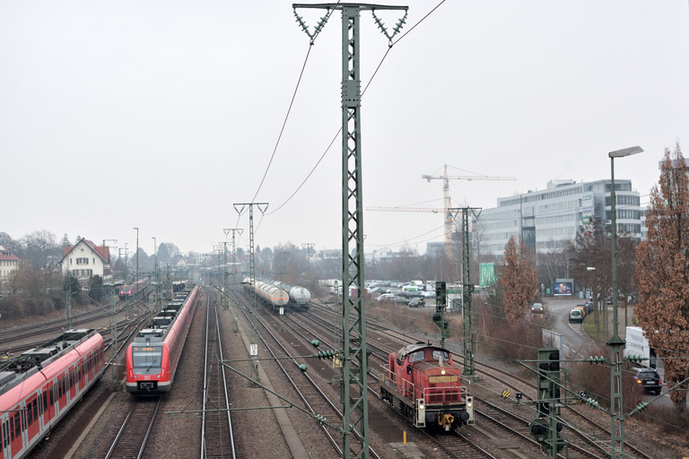 294 875 bei km 15,8 (Februar 2017)