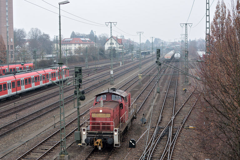 294 875 bei km 15,8 (Februar 2017)