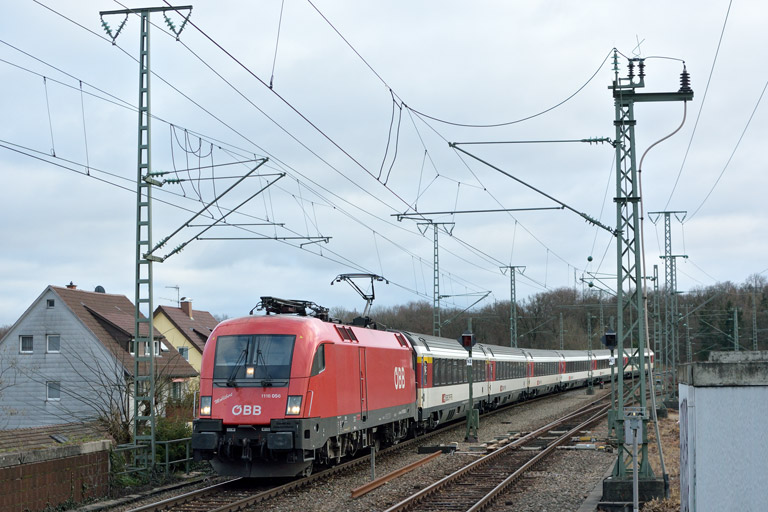 &Ouml;BB 1116 056 mit IC 188 bei km 16,8 (Dezember 2017)