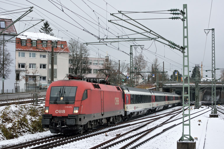 &Ouml;BB 1116 275 mit IC 185 bei km 15,4 (Dezember 2017)