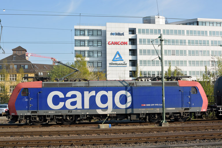 482 000 bei km 15,6 (April 2017)