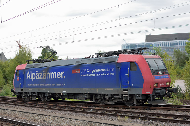 482 026 bei km 15,6 (September 2017)
