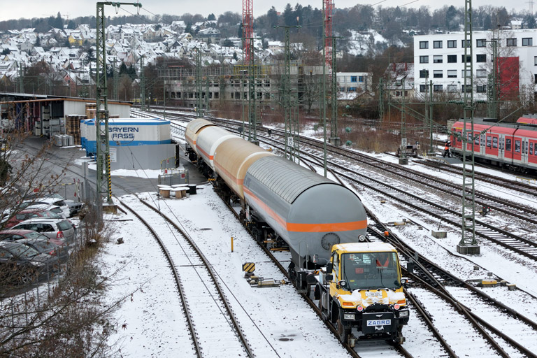 Zweiwegefahrzeug bei km 16,0 (Januar 2017)