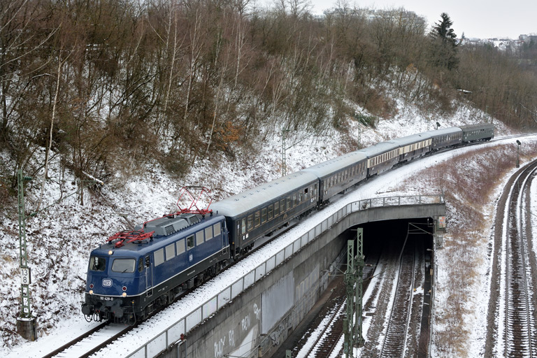 110 428 mit DPE 97 bei km 13,8 (M&auml;rz 2018)