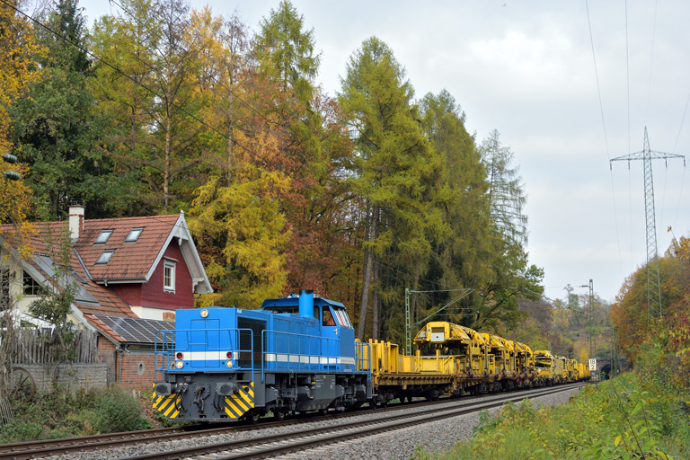275 843 mit DGV 95073 bei km 18,2 (November 2018)