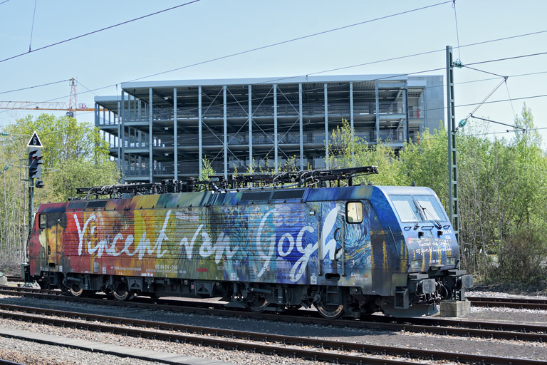 ES 64 F4-206 bei km 15,6 (April 2018)