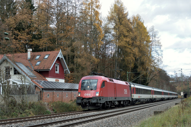 &Ouml;BB 1016 026 mit IC 189 bei km 18,2 (November 2018)