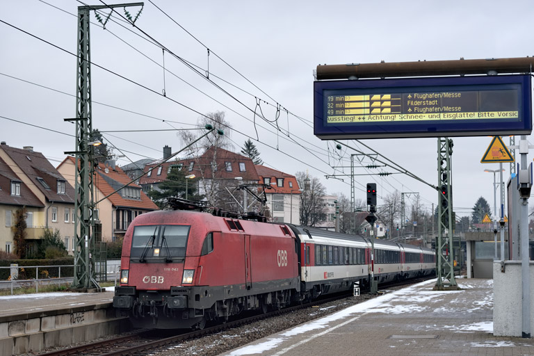 &Ouml;BB 1116 042 mit IC 189 bei km 15,6 (Dezember 2018)