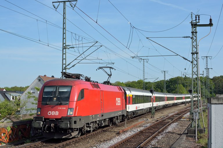 &Ouml;BB 1116 098 mit IC 186 bei km 16,8 (April 2018)