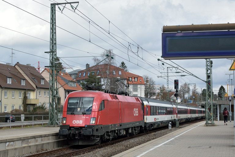&Ouml;BB 1116 105 mit IC 187 bei km 15,6 (Februar 2018)