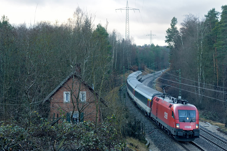 &Ouml;BB 1116 122 mit IC 188 bei km 19,2 (Dezember 2018)