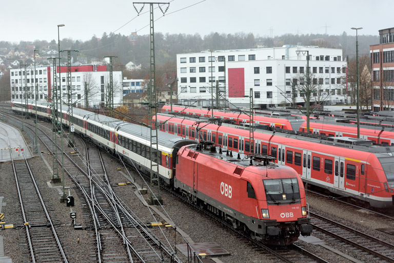 &Ouml;BB 1116 125 mit IC 280 bei km 16,0 (Dezember 2018)