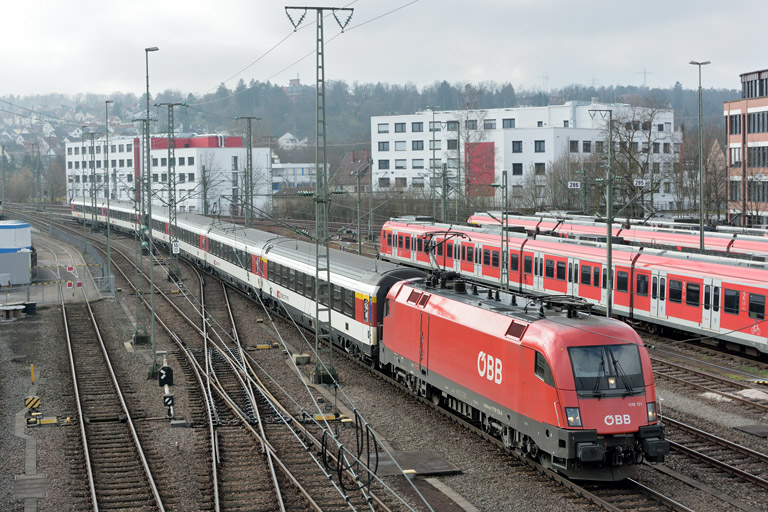 &Ouml;BB 1116 131 mit IC 280 bei km 16,0 (Januar 2018)
