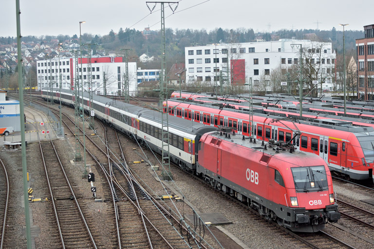 &Ouml;BB 1116 132 mit IC 188 bei km 16,0 (Januar 2018)