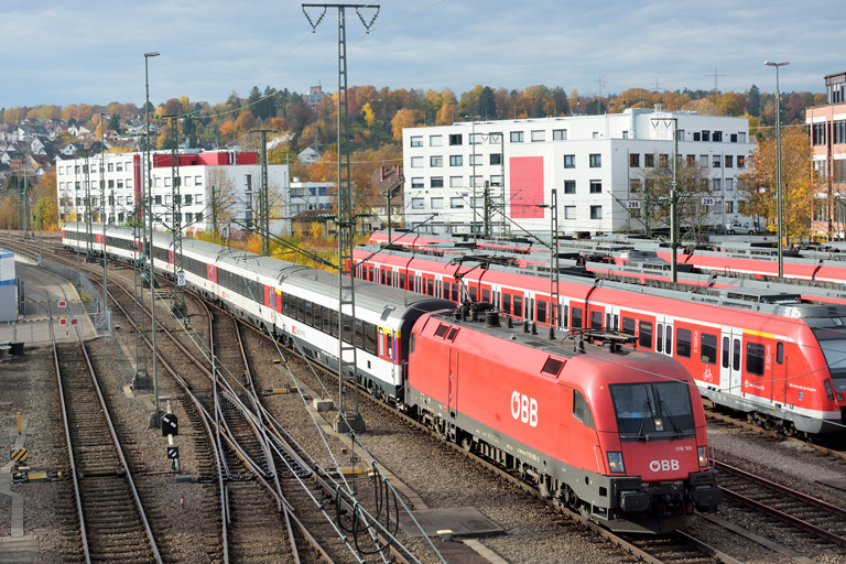 &Ouml;BB 1116 160 mit IC 282 bei km 16,0 (November 2018)