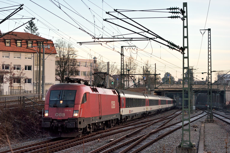 &Ouml;BB 1116 166 mit IC 183 bei km 15,4 (Dezember 2018)