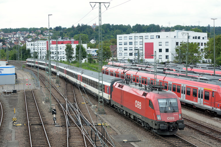 &Ouml;BB 1116 166 mit IC 280 bei km 16,0 (Juli 2018)