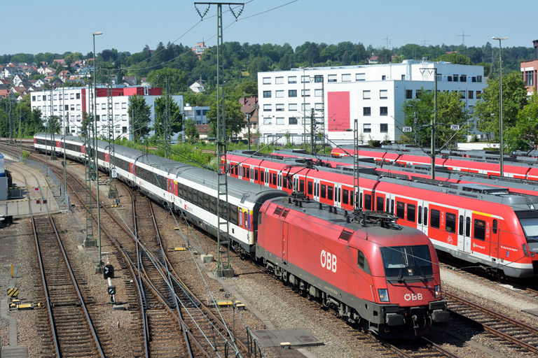 &Ouml;BB 1116 190 mit IC 282 bei km 16,0 (Juni 2018)