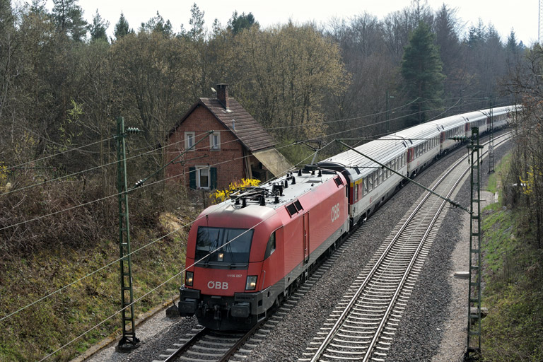 &Ouml;BB 1116 267 mit IC 186 bei km 19,2 (April 2018)