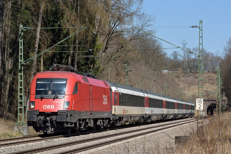 &Ouml;BB 1116 267 mit IC 189 bei km 18,2 (April 2018)