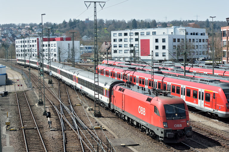 &Ouml;BB 1116 267 mit IC 282 bei km 16,0 (April 2018)
