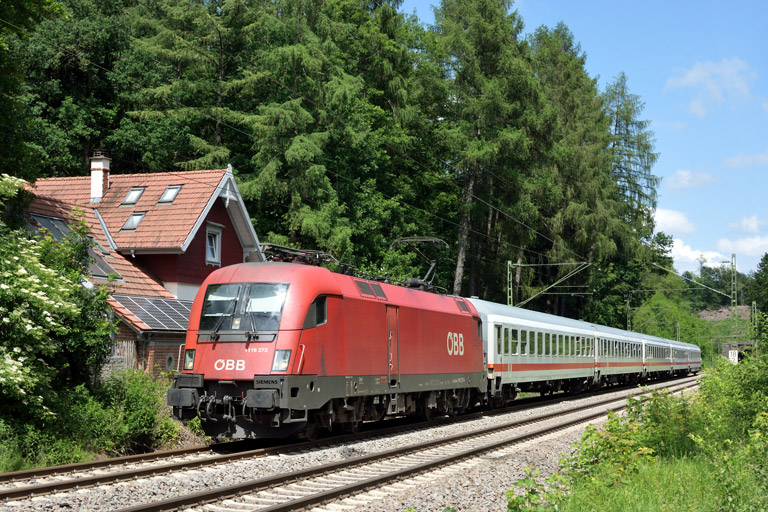 &Ouml;BB 1116 273 mit IC 2339 bei km 18,2 (Juni 2018)