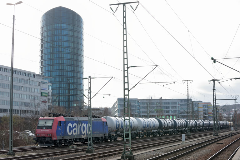 482 033 bei km 15,6 (Januar 2018)