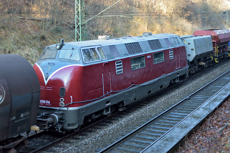V200 016 bei km 18,0 (November 2018)