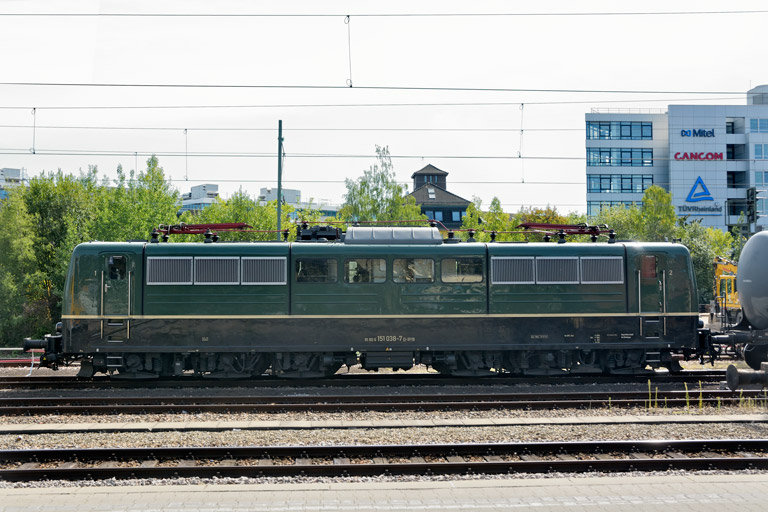 151 038 bei km 15,6 (September 2019)