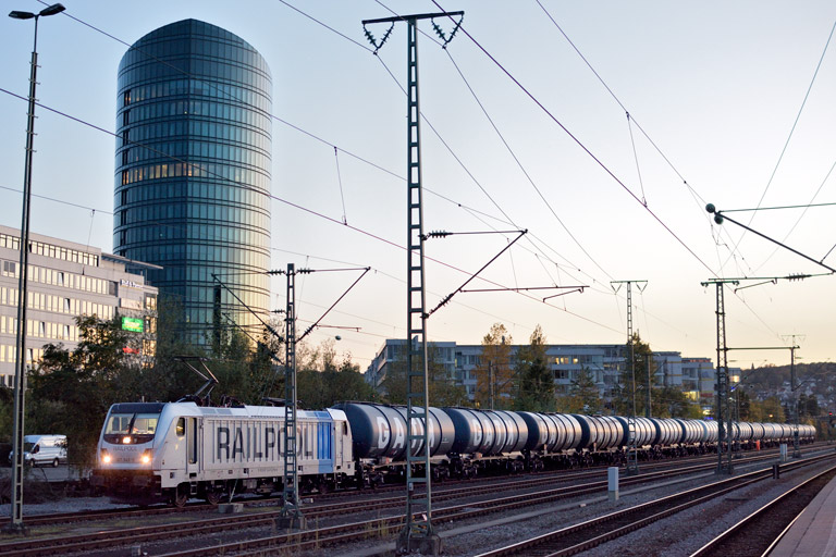 187 343 bei km 15,6 (Oktober 2019)