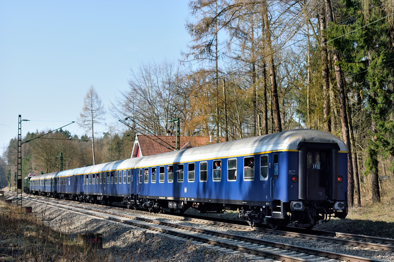 194 088 mit DPE 13497 bei km 18,2 (M&auml;rz 2019)